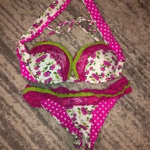 Beach Bunny Pink Floral push-up  Bikini